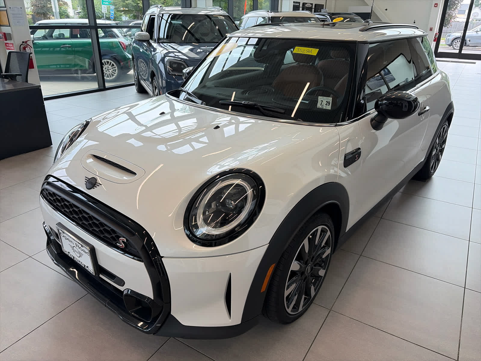 Used 2024 MINI Cooper S FWD image 14