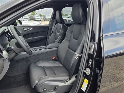 New 2026 Volvo XC60 B5 Ultra w/ Protection Package Premier AWD/4WD image 13