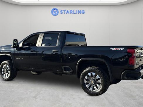 Used 2023 Chevrolet Silverado 2500 Custom w/ Custom Convenience Package image 4