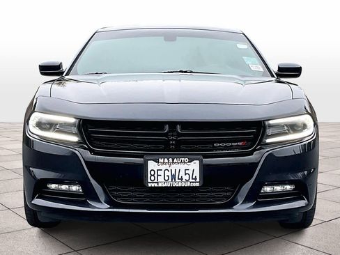 Used 2018 Dodge Charger R/T w/ Plus Group image 3