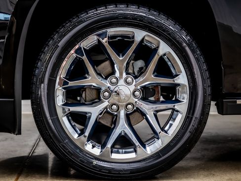 Used 2015 Cadillac Escalade Platinum image 34