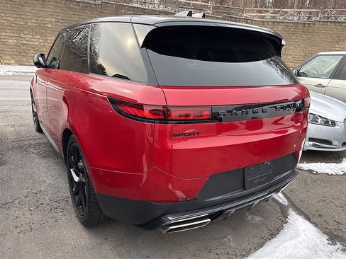 Certified 2024 Land Rover Range Rover Sport SE image 7