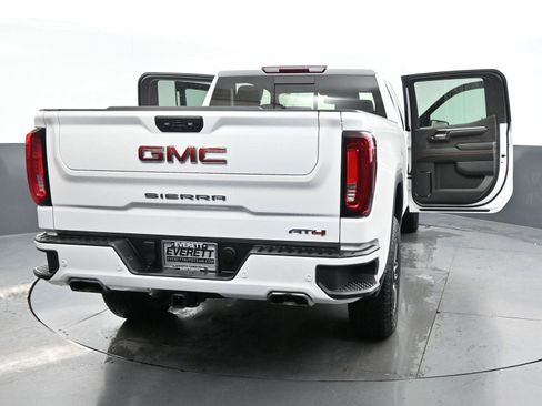 Used 2024 GMC Sierra 1500 AT4 w/ AT4 Preferred Package image 40