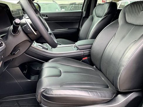 Used 2024 Hyundai Palisade Calligraphy image 7