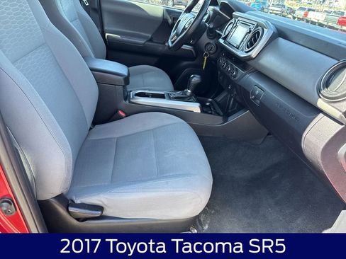 Used 2017 Toyota Tacoma SR5 w/ Tow Package AWD/4WD image 14