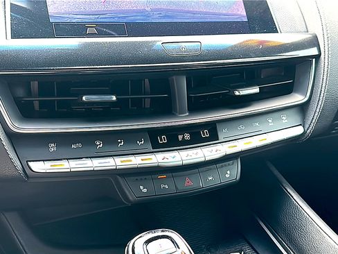 Certified 2024 Cadillac CT5 Luxury w/ Sun And Sound Package image 34