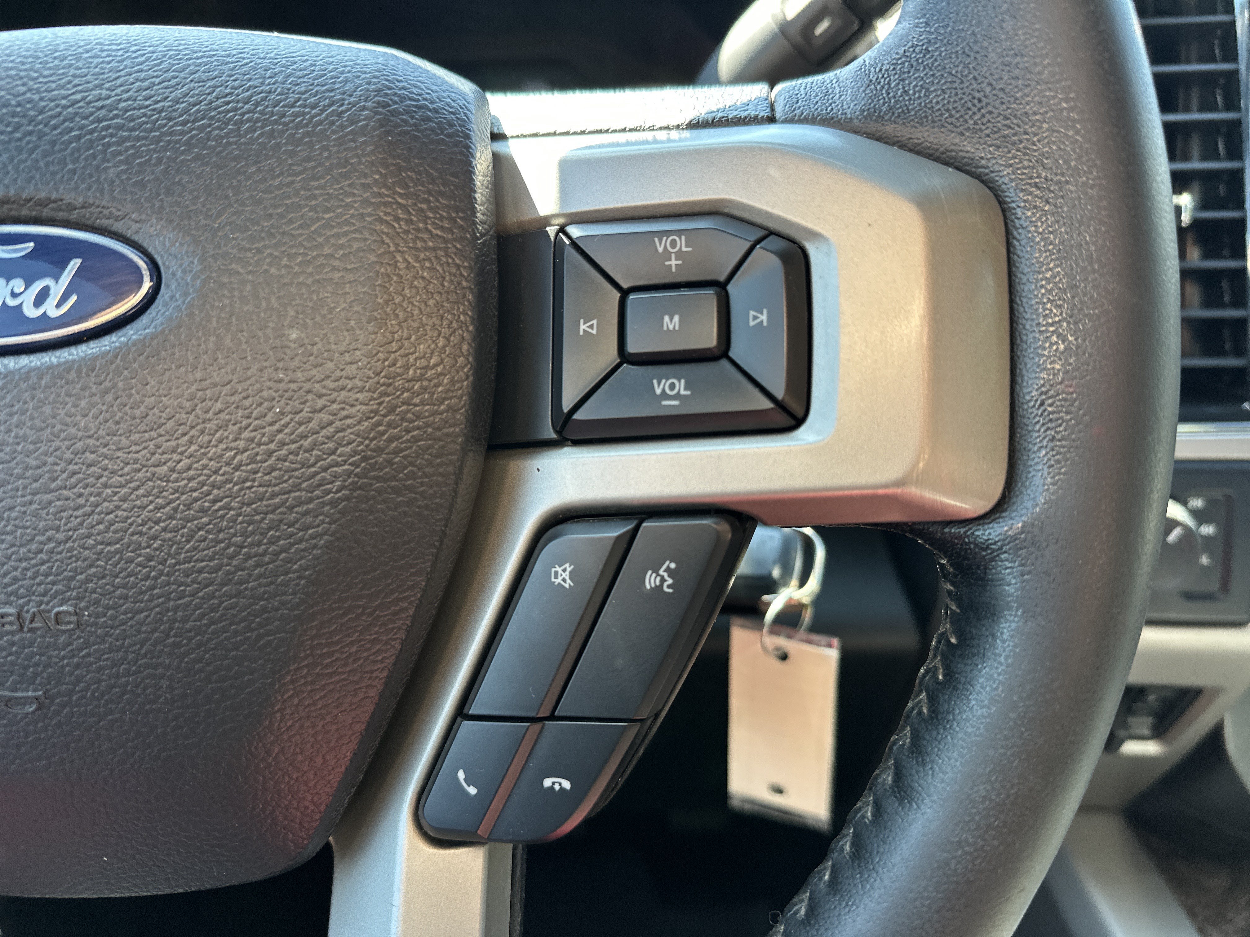 Used 2019 Ford F250 Lariat AWD/4WD image 19
