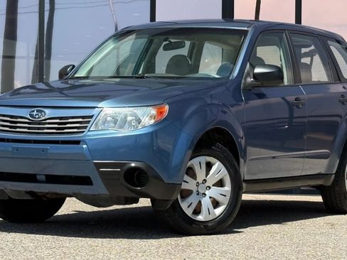 Used 2010 Subaru Forester 2.5X AWD/4WD image 2