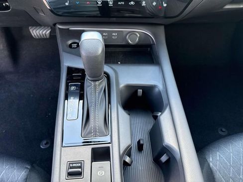 New 2026 Nissan Sentra SV w/ SV Convenience Package FWD image 29