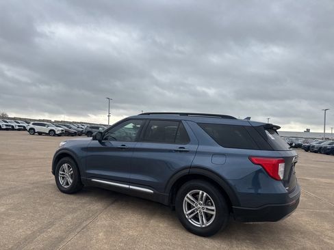 Used 2020 Ford Explorer XLT w/ Equipment Group 202A image 14