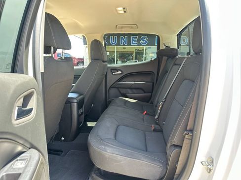Used 2022 Chevrolet Colorado LT w/ LT Convenience Package AWD/4WD image 35
