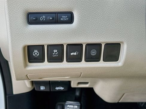 Used 2023 Nissan Murano SL w/ SL Moonroof Package FWD image 10