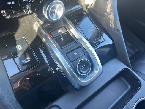 Used 2025 Acura MDX FWD image 19