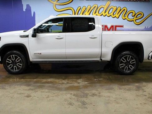 New 2026 GMC Sierra 1500 AT4 w/ AT4 Premium Package image 8