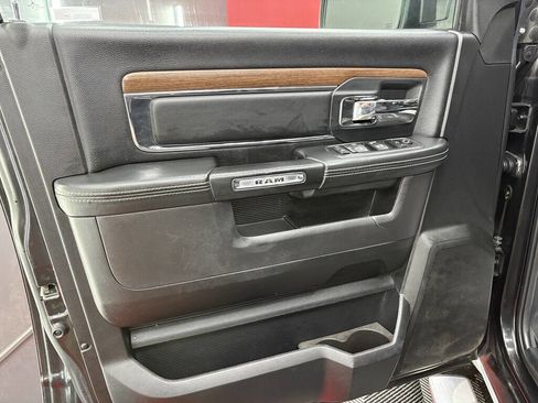 Used 2016 RAM 1500 Laramie w/ Convenience Group AWD/4WD image 7