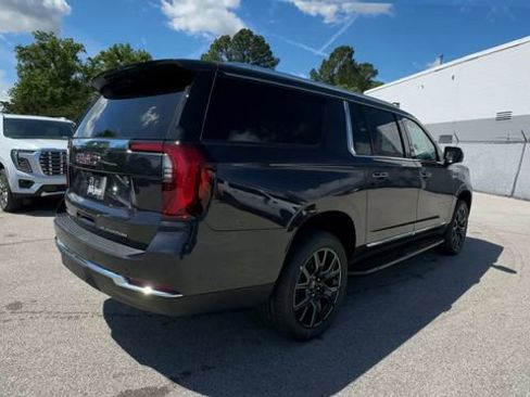New 2026 GMC Yukon XL Elevation AWD/4WD image 8