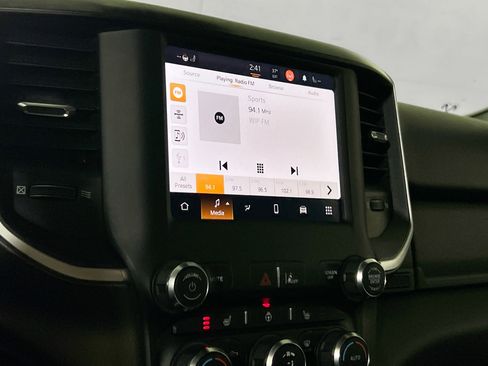 Used 2022 RAM 1500 Big Horn image 14