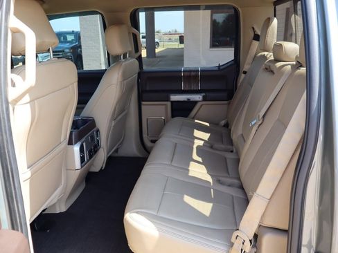 Used 2019 Ford F150 Lariat image 19