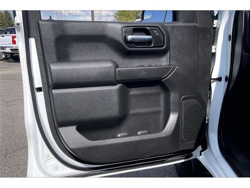 Used 2022 Chevrolet Silverado 1500 Custom Trail Boss w/ Safety Confidence Package AWD/4WD image 25
