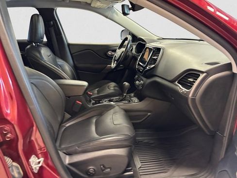 Used 2021 Jeep Cherokee Limited AWD/4WD image 16