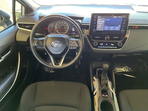 Used 2020 Toyota Corolla SE image 16