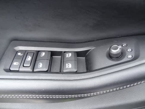 Used 2023 Jeep Grand Cherokee Limited image 8