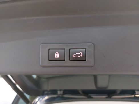 Used 2023 Subaru Ascent Touring AWD/4WD image 14