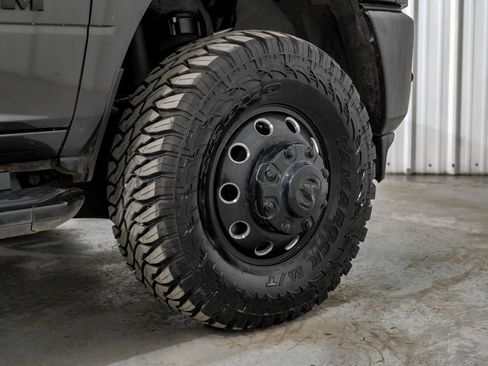 Used 2024 RAM 3500 Laramie w/ Night Edition image 66