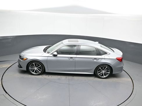 Used 2023 Honda Civic Touring image 41