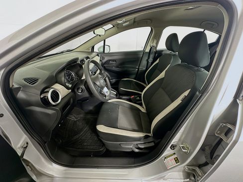 Used 2021 Nissan Versa SV image 13