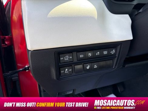 Used 2023 Toyota Tundra Capstone AWD/4WD image 27