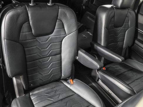 Used 2022 Kia Telluride SX w/ SX Prestige Package image 47