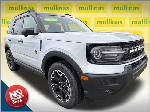New 2026 Ford Bronco Sport Outer Banks w/ Outer Banks Tech Package+ AWD/4WD image 1