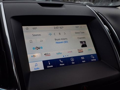 Used 2020 Ford Edge Titanium w/ Equipment Group 301A image 8