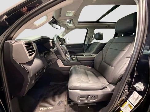 Used 2024 Toyota Tundra Limited AWD/4WD image 18