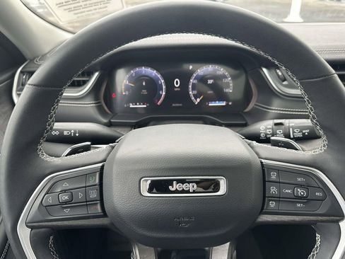 Used 2023 Jeep Grand Cherokee L Limited w/ Trailer Tow Group (B) image 23