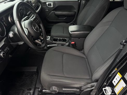 Used 2020 Jeep Wrangler Unlimited Sport S image 17