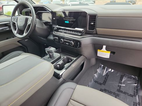 New 2026 Chevrolet Silverado 1500 ZR2 AWD/4WD image 12