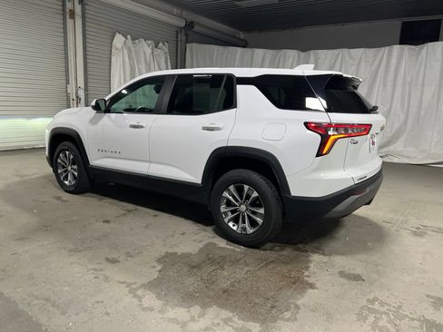 Used 2025 Chevrolet Equinox LT FWD image 5