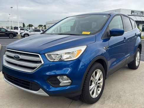 Used 2019 Ford Escape SE AWD/4WD image 3