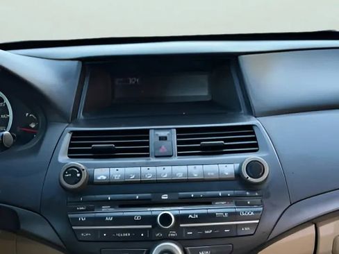 Used 2010 Honda Accord LX-S image 23