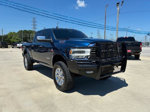 Used 2021 RAM 2500 Laramie w/ Body Color Bumper Group AWD/4WD image 4