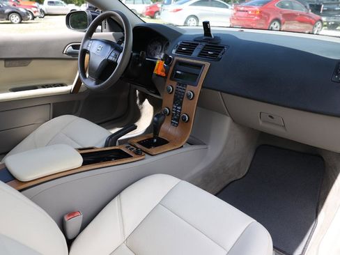 Used 2008 Volvo C70 T5 image 18