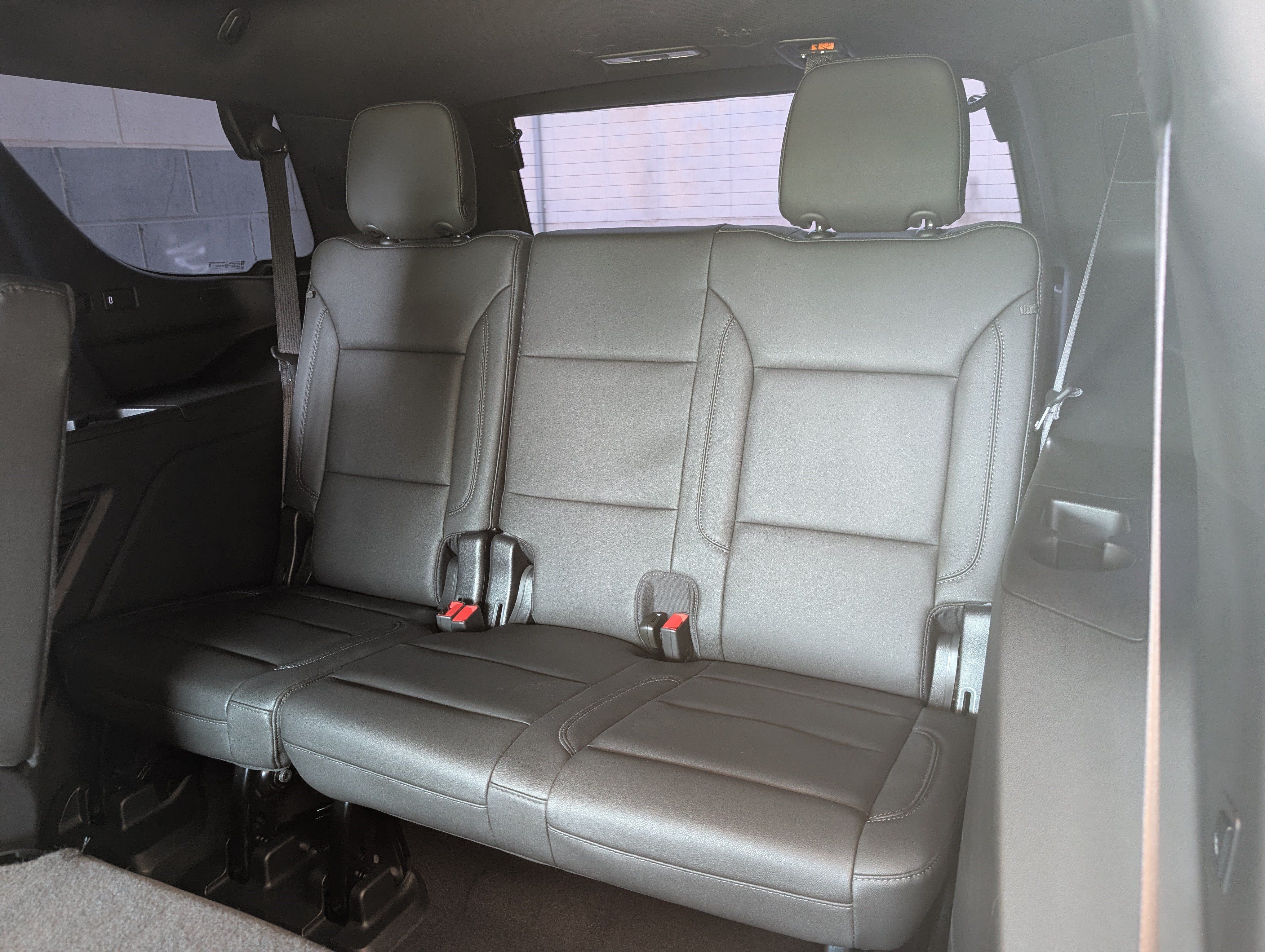 Used 2023 Chevrolet Tahoe LT w/ Luxury Package RWD image 19