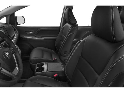 Used 2015 Toyota Sienna SE Premium w/ Four Season Floor Mat Package FWD image 8