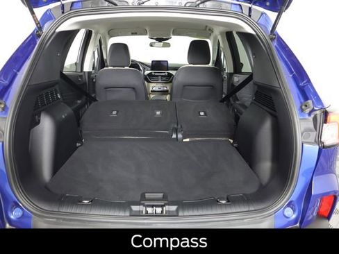 Certified 2022 Ford Escape SE image 57