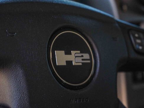 Used 2004 HUMMER H2 w/ Chrome Appearance Package image 68