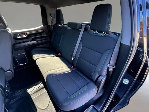 Used 2023 Chevrolet Silverado 1500 LT AWD/4WD image 20