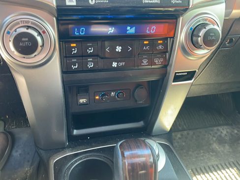 Used 2023 Toyota 4Runner Limited AWD/4WD image 20