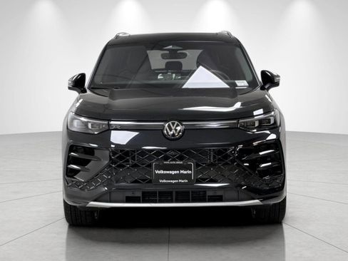 New 2026 Volkswagen Tiguan SEL R-Line AWD/4WD image 8